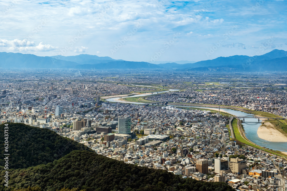AdobeStock_620437134_Preview